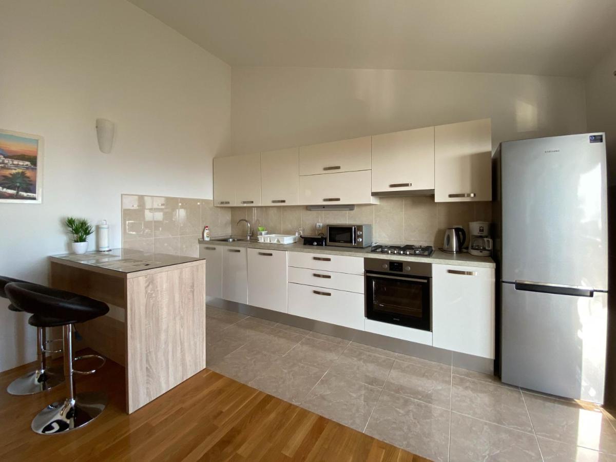 Apartman Ivan Hotel Makarska Exterior photo