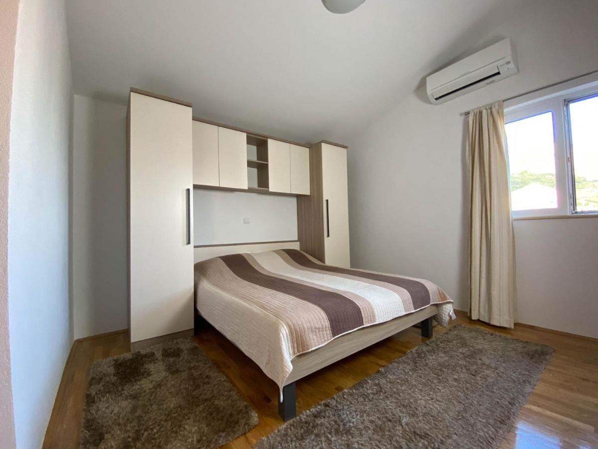 Apartman Ivan Hotel Makarska Exterior photo