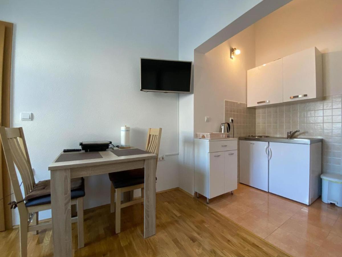 Apartman Ivan Hotel Makarska Exterior photo